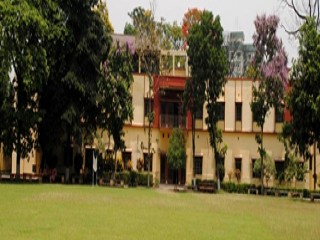 St Thomas\' girls School